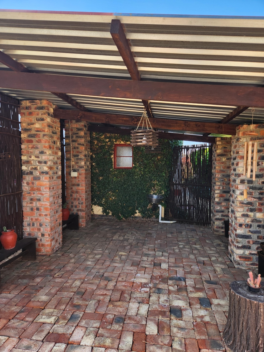 7 Bedroom Property for Sale in Hennenman Free State